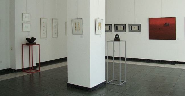 Best art galleries Minsk museums supplies classes