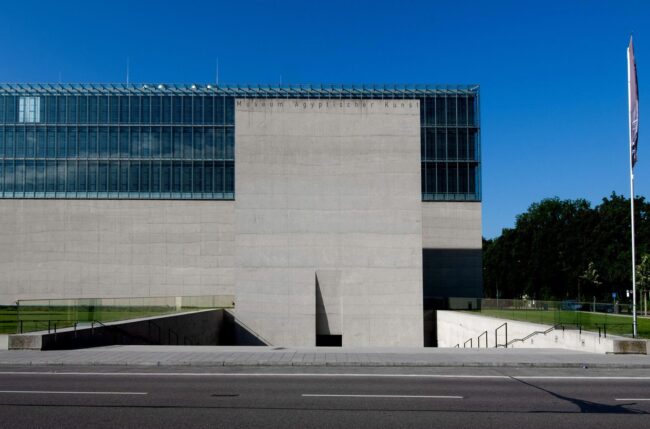 Best art galleries Munich museums supplies classes