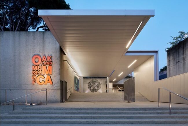 Best art galleries Oakland museums supplies classes