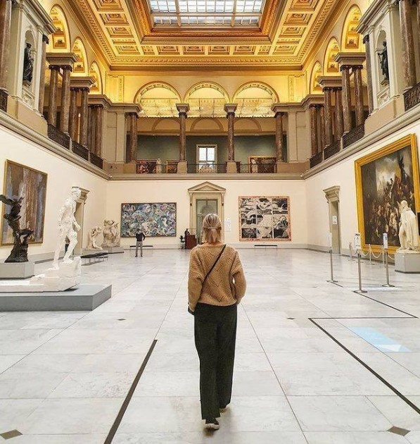 Best art galleries Brussels museums supplies classes