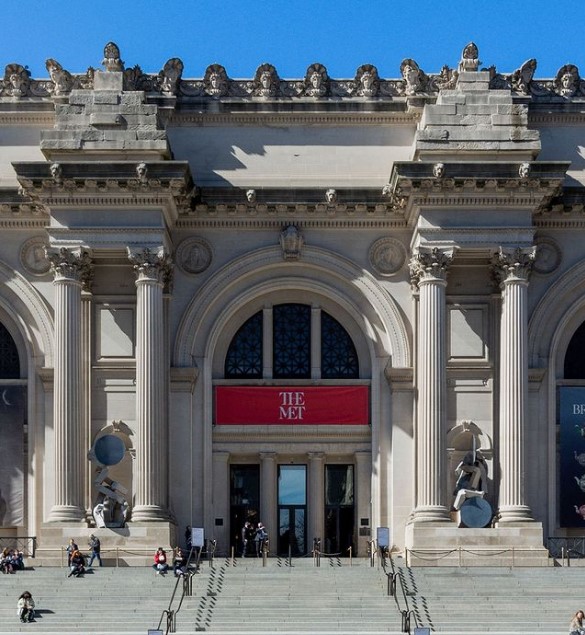Best art galleries New York City museums supplies classes